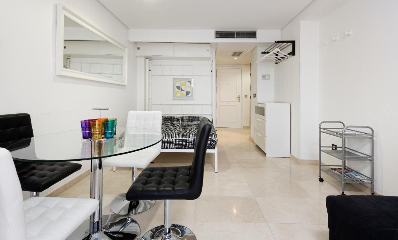 Appartement Retiro-Ibiza Alquiler Temporal-Hospitales à Madrid Extérieur photo